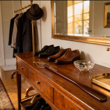 Load image into Gallery viewer, Wooden Long-Handle Shoe Horn
